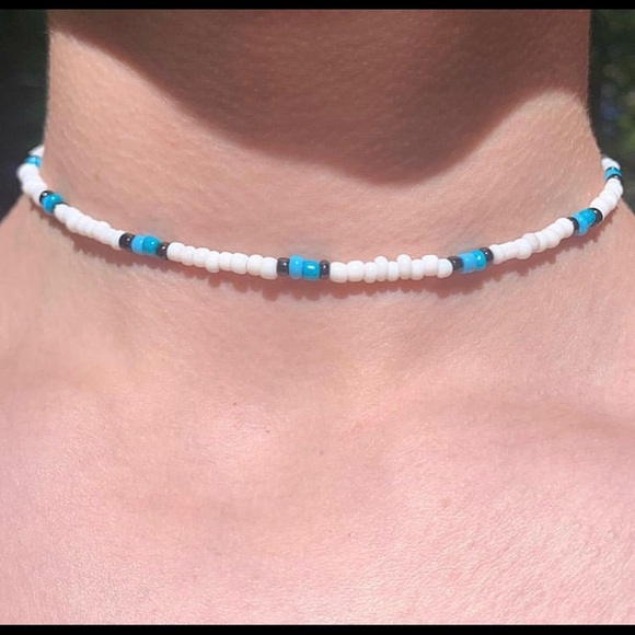 Down Under necklace - Picture 1 of 4